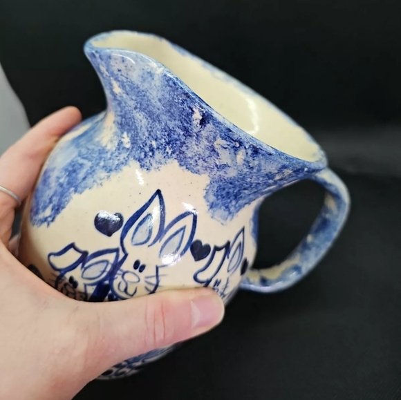 Vtg Spongeware Pottery Bunny Pitcher Signed CMP Pottery Spring Decor - Picture 4 of 8